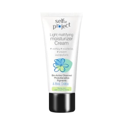 Selfie Project Light Mattifying Moisturiser