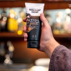 Brooklyn Soap Company Whiskey Duschgel 6 Brooklyn Soap Company Whiskey Duschgel -Compeed Geschäft MAM 8385842 SHOP IMAGE 1.4