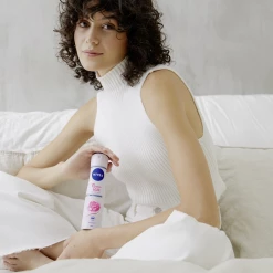 NIVEA Anti-Transpirant Spray Rosenblüte -Compeed Geschäft MAM 8419496 SHOP IMAGE 1.4