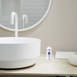 NIVEA Anti-Transpirant Roll-on Pearl & Beauty -Compeed Geschäft MAM 8419529 SHOP IMAGE 1.4