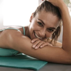 Rexona Anti-Transpirant Deo Spray Shower Fresh 14 Rexona Anti-Transpirant Deo Spray Shower Fresh -Compeed Geschäft MAM 8518906 SHOP IMAGE 1.4